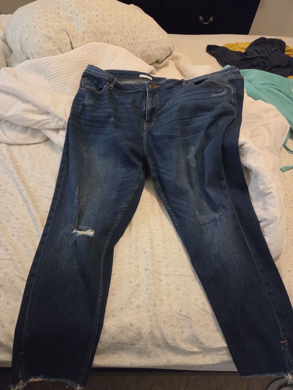Vigoss Women's Dark Blue Distressed Boyfriend Jeans